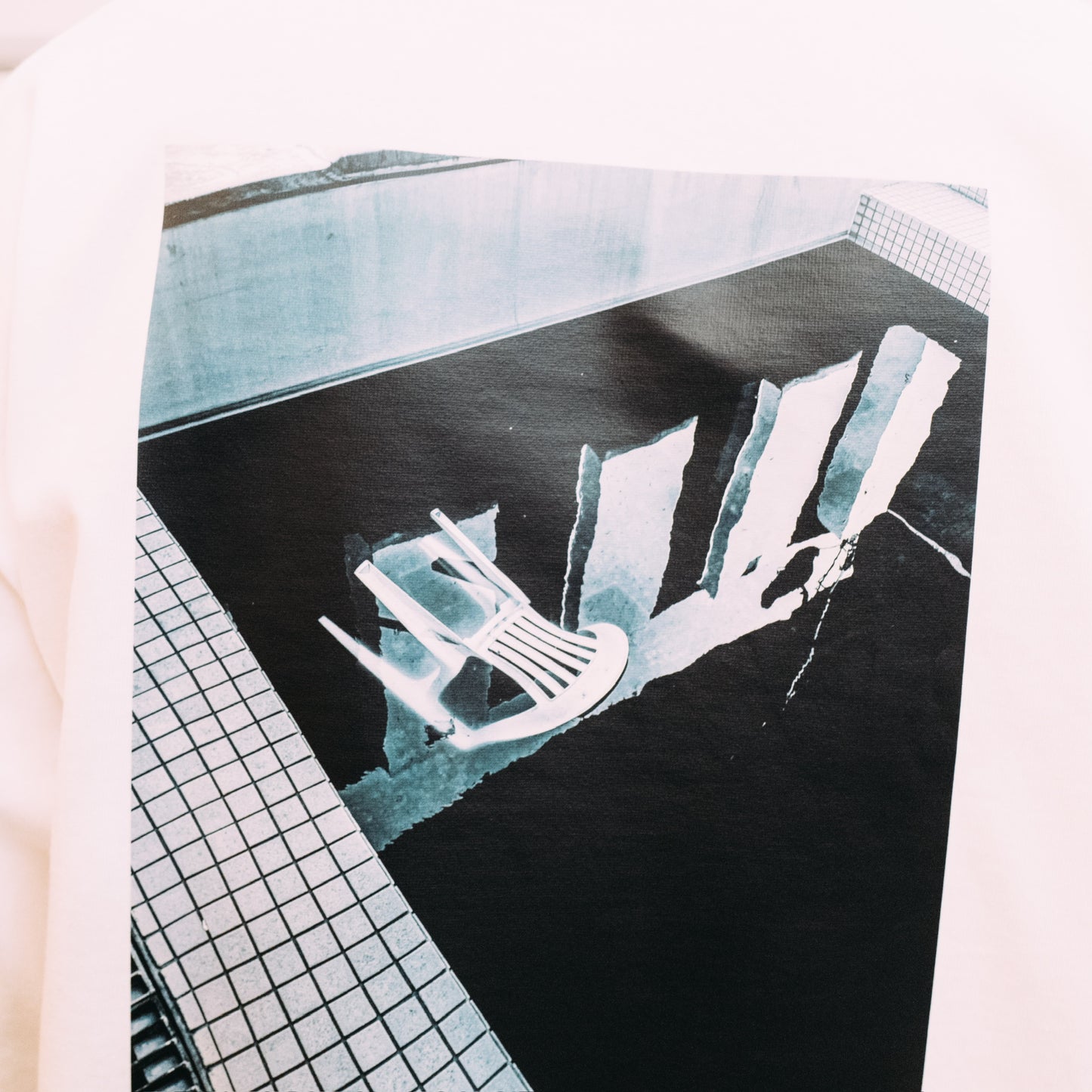 YES PHOTO Tシャツ（プール）